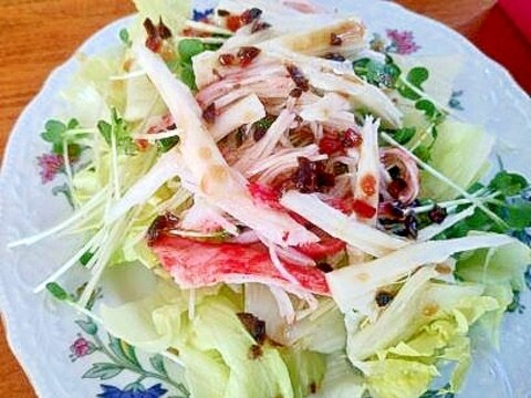 ♡ランチに♡ かにかまとチーズのサラダ